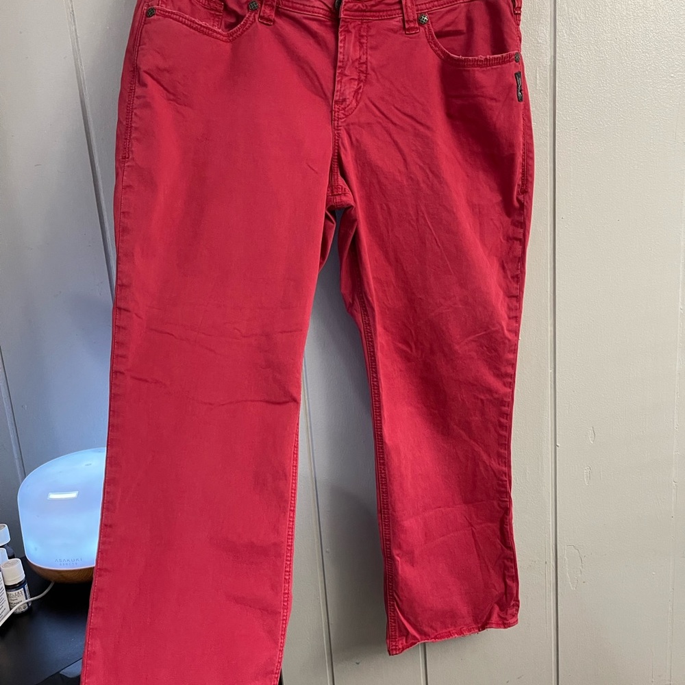 Silver Suki Capri Red